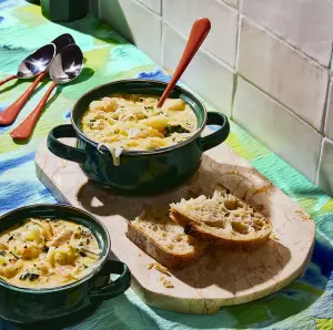 Crème de poulet aux gnocchis : soupe onctueuse prête en 40 minutes