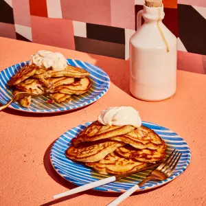 Crêpes gourmandes au bacon, rhubarbe et crème fraîche épicée : l&rsquo;alliance sucrée-salée parfaite