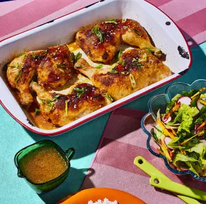 Cuisses de poulet rôties au beurre, miso et sirop d'érable