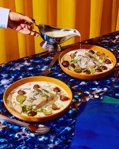 Filets de poisson blanc pochés au lait