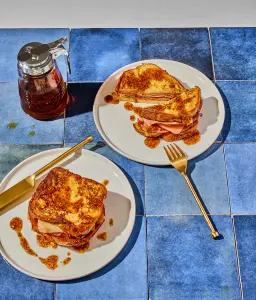 Le Sandwich Pain Doré Louis-d'Or : Un Brunch Gourmand Inoubliable