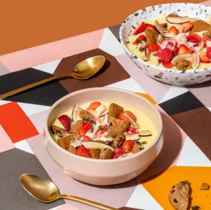 Pouding Rapide aux Biscuits et Petits Fruits : Une Recette Gourmande et Express