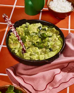 Poulet en sauce crémeuse aux piments poblanos