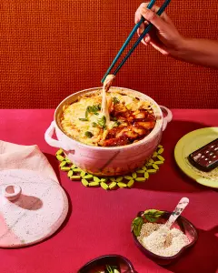 Poulet façon buldak au piment coréen et au fromage