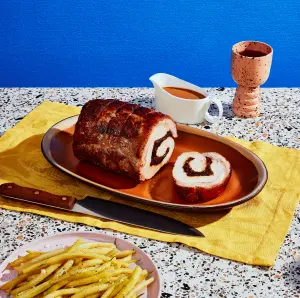 Rôti de Porc Farcis aux Pruneaux : Recette Épicée et Moelleuse