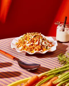 Salade de carottes râpées aux noix de Grenoble