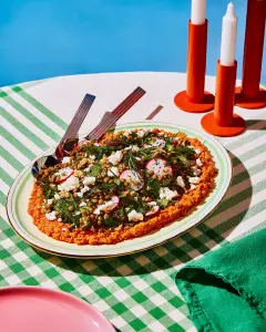 Salade-repas de lentilles, sauce romesco