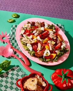 Salade-repas façon caprese au thon : fraîcheur et protéines en 20 minutes