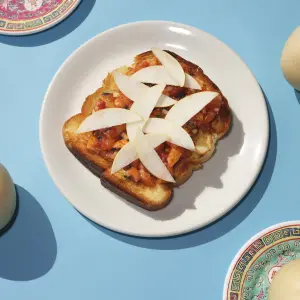 Tartare d&rsquo;Omble Chevalier à la Coréenne sur Pain au Lait Maison